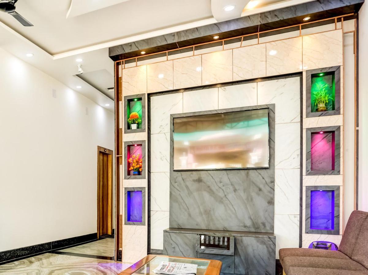 Oyo 75850 Vishwanath Guest House Varanasi Dış mekan fotoğraf